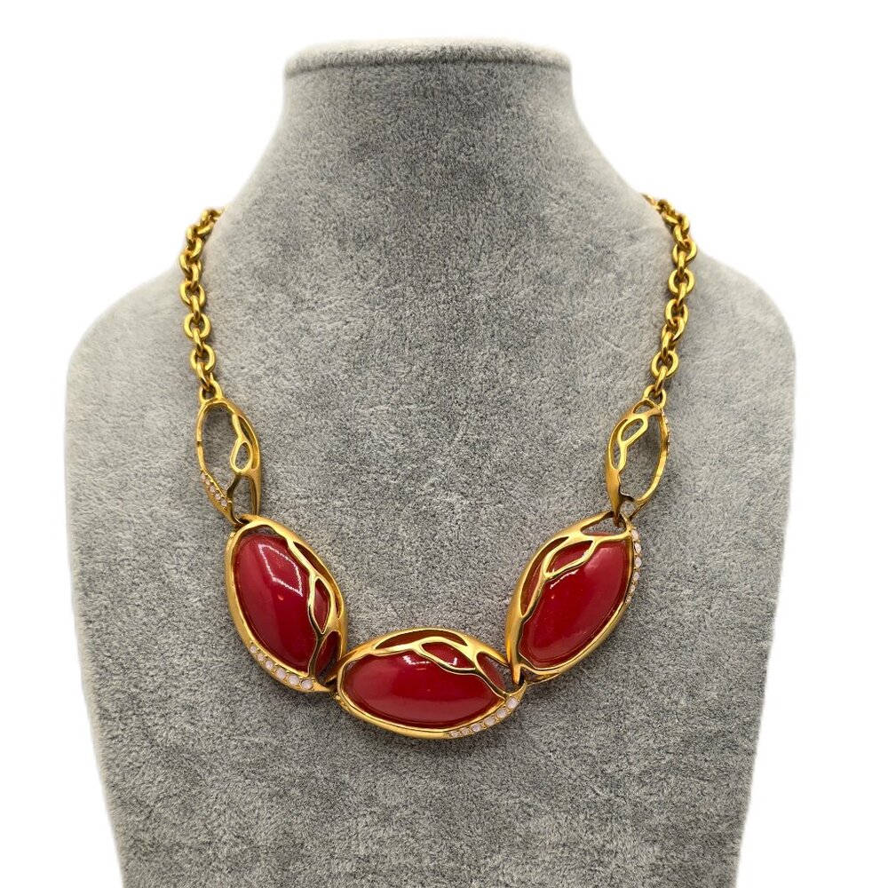 T Tahari Capri Brushed Gold Tone Statement Necklace w Pink Cabochons 20" Adj.